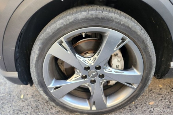 2021 Genesis GV80 с пробегом 41 494 км