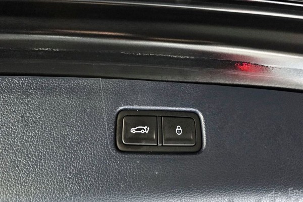 2022 Genesis GV80 с пробегом 60 622 км