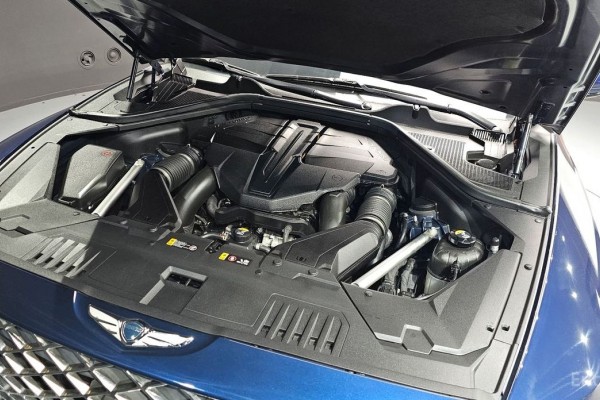 2021 Genesis GV80 с пробегом 88 987 км