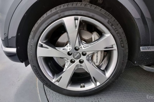 2021 Genesis GV80 с пробегом 70 509 км