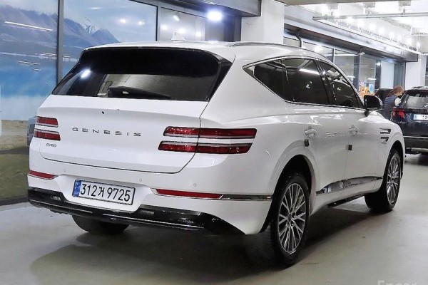 2022 Genesis GV80 с пробегом 83 251 км
