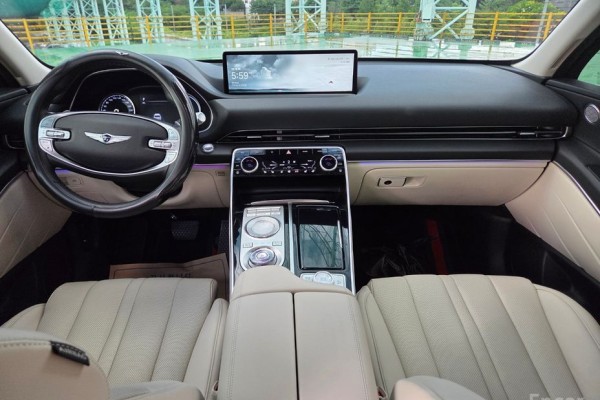 2021 Genesis GV80 с пробегом 58 700 км