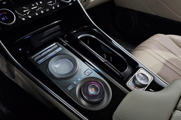 2021 Genesis GV80 с пробегом 77 297 км