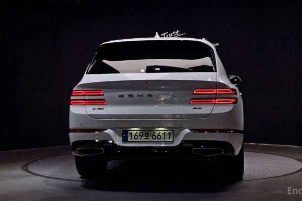 2022 Genesis GV80 с пробегом 66 652 км