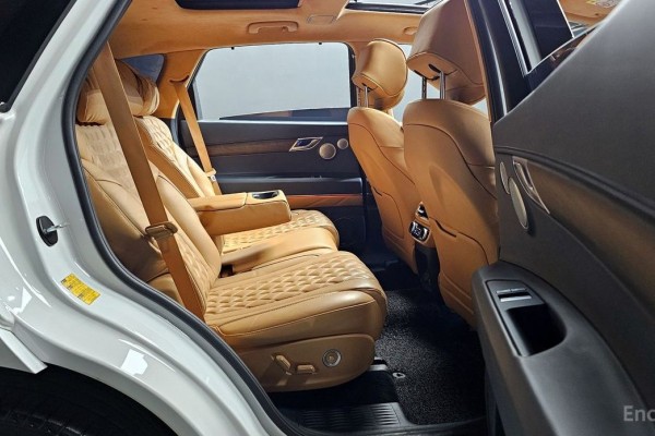 2022 Genesis GV80 с пробегом 66 652 км