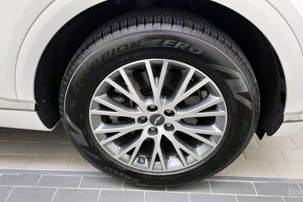 2022 Genesis GV80 с пробегом 41 352 км