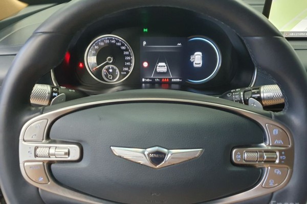 2021 Genesis GV80 с пробегом 83 098 км