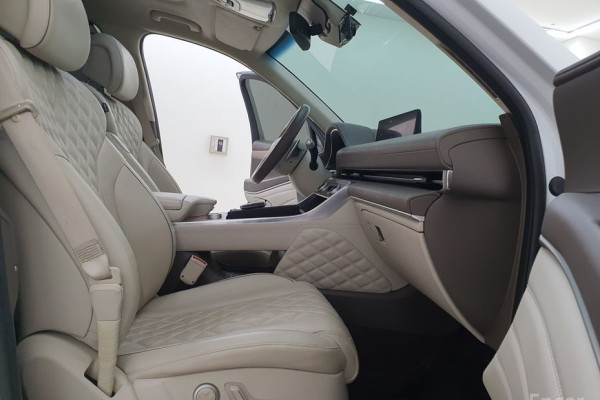 2022 Genesis GV80 с пробегом 82 817 км