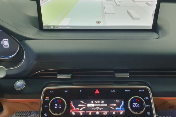 2021 Genesis GV80 с пробегом 83 098 км