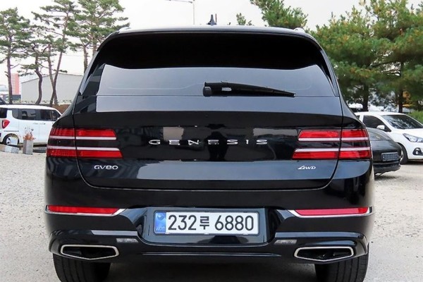 2021 Genesis GV80 с пробегом 65 653 км