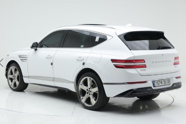2021 Genesis GV80 с пробегом 137 328 км