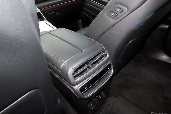 2021 Genesis GV80 с пробегом 65 653 км