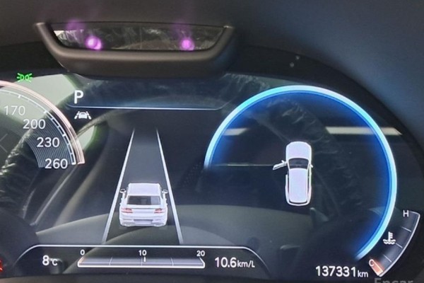 2021 Genesis GV80 с пробегом 137 328 км