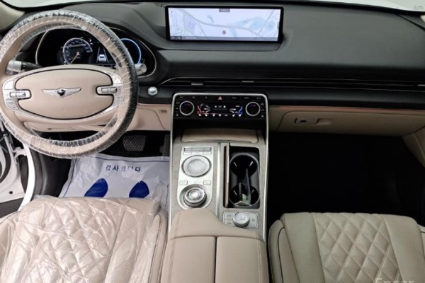 2021 Genesis GV80 с пробегом 137 328 км