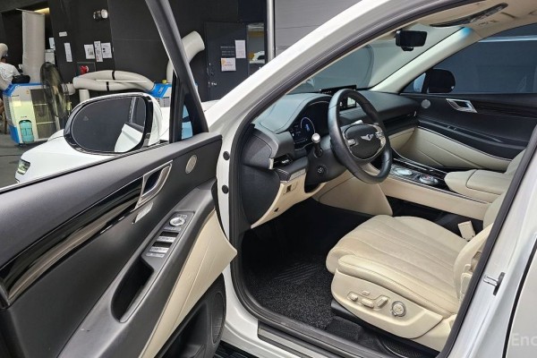 2021 Genesis GV80 с пробегом 51 212 км