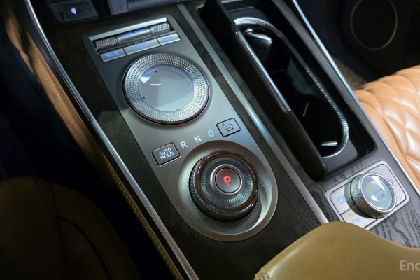 2021 Genesis GV80 с пробегом 75 068 км