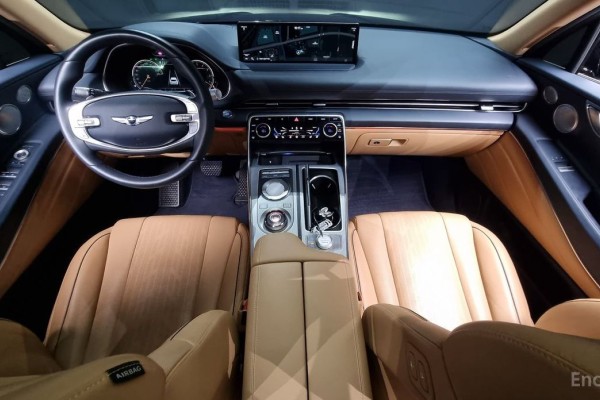 2021 Genesis GV80 с пробегом 92 884 км