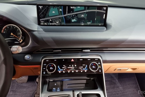 2021 Genesis GV80 с пробегом 92 884 км