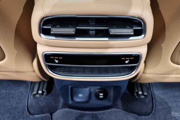 2021 Genesis GV80 с пробегом 92 884 км