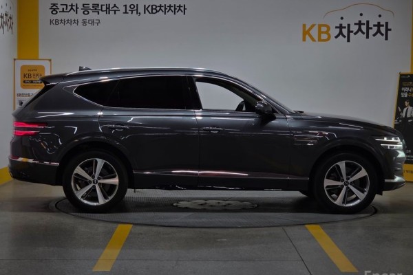 2021 Genesis GV80 с пробегом 61 494 км