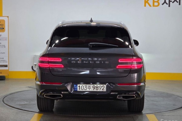 2021 Genesis GV80 с пробегом 61 494 км