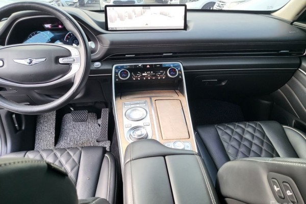 2021 Genesis GV80 с пробегом 54 590 км