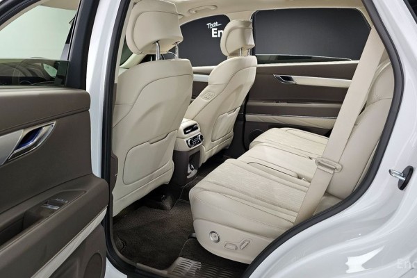 2021 Genesis GV80 с пробегом 87 825 км