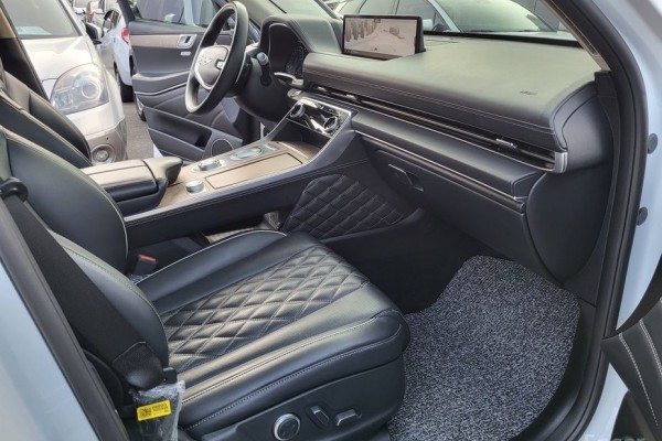 2021 Genesis GV80 с пробегом 54 590 км