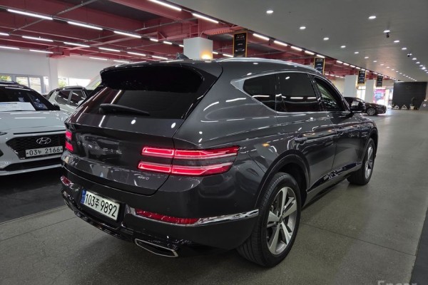 2021 Genesis GV80 с пробегом 61 494 км