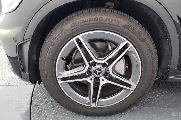 2021 Mercedes-Benz GLC с пробегом 65 978 км