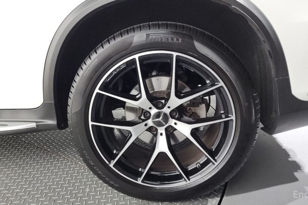 2021 Mercedes-Benz GLC с пробегом 82 821 км