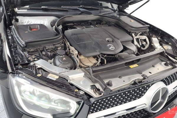 2021 Mercedes-Benz GLC с пробегом 65 978 км