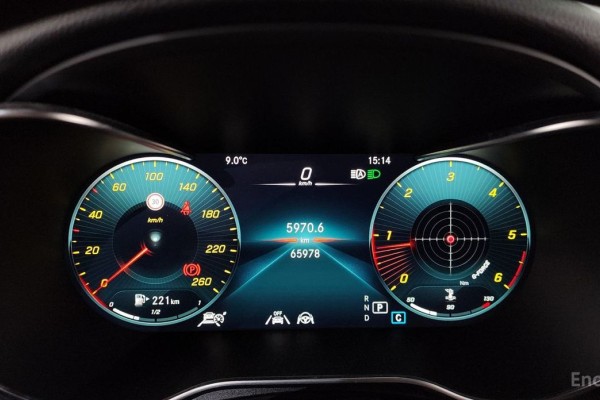 2021 Mercedes-Benz GLC с пробегом 65 978 км