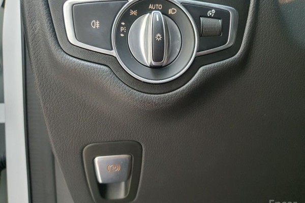 2022 Mercedes-Benz GLC с пробегом 54 897 км