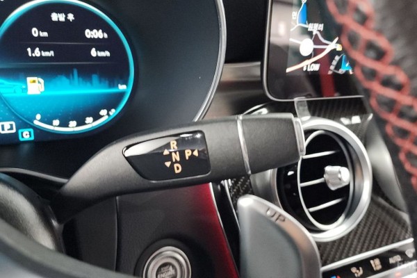 2021 Mercedes-Benz GLC с пробегом 82 821 км