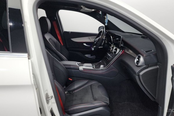 2021 Mercedes-Benz GLC с пробегом 82 821 км