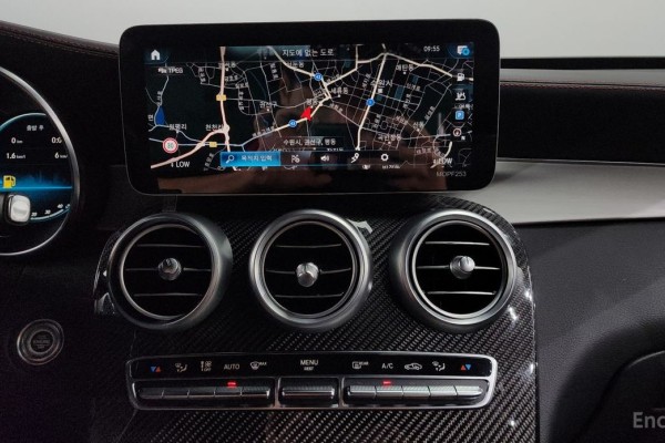 2021 Mercedes-Benz GLC с пробегом 82 821 км