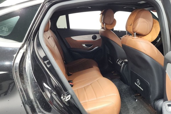 2021 Mercedes-Benz GLC с пробегом 65 978 км