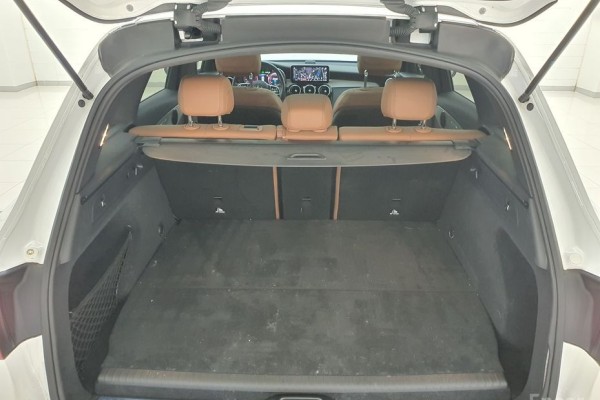 2022 Mercedes-Benz GLC с пробегом 54 897 км