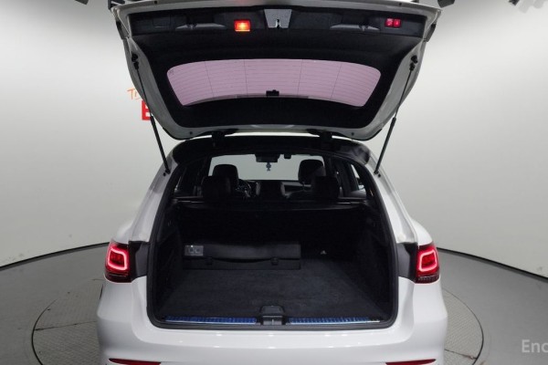 2021 Mercedes-Benz GLC с пробегом 82 821 км