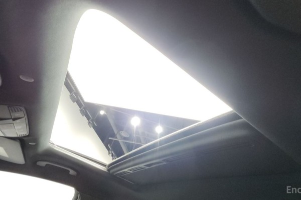 2021 Mercedes-Benz GLC с пробегом 65 978 км