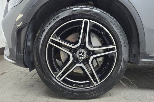 2022 Mercedes-Benz GLC с пробегом 71 551 км