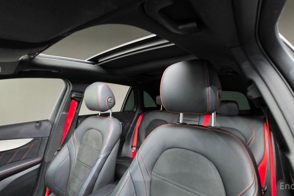 2021 Mercedes-Benz GLC с пробегом 40 097 км