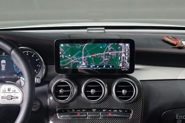 2021 Mercedes-Benz GLC с пробегом 40 097 км