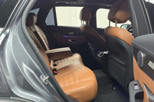 2022 Mercedes-Benz GLC с пробегом 71 551 км