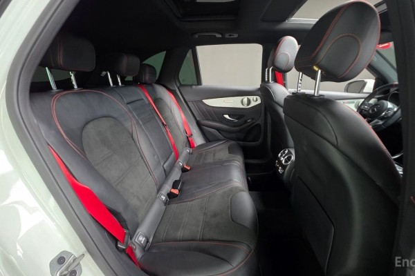 2021 Mercedes-Benz GLC с пробегом 40 097 км