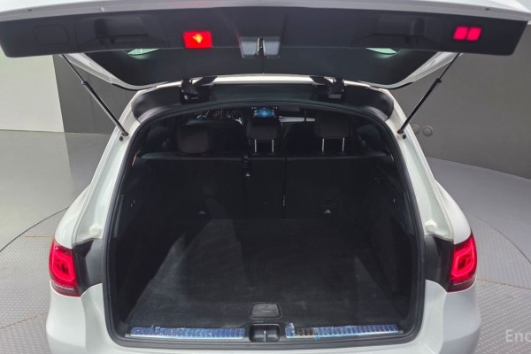 2021 Mercedes-Benz GLC с пробегом 40 097 км