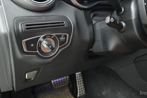 2022 Mercedes-Benz GLC с пробегом 71 551 км