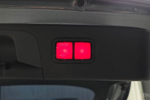 2022 Mercedes-Benz GLC с пробегом 71 551 км