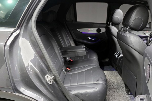 2021 Mercedes-Benz GLC с пробегом 127 648 км